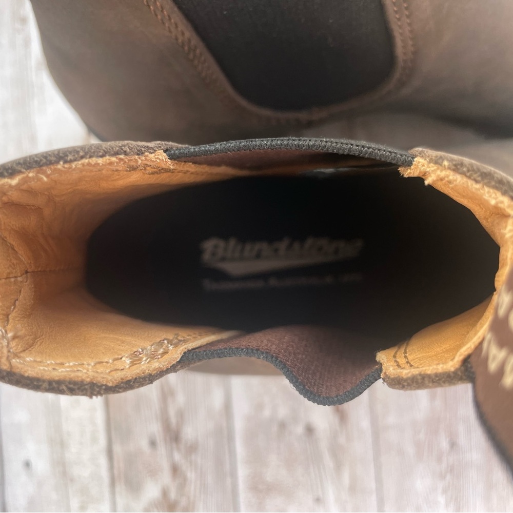 Blundstone Women’s Brown Boots
NEW - Size 8 1/2 - Picture 4 of 6